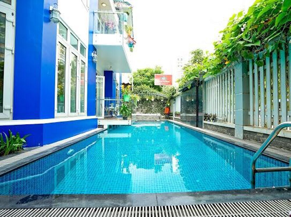 Хошимин: 5 Bedrooms Pool Villa w Karaoke
