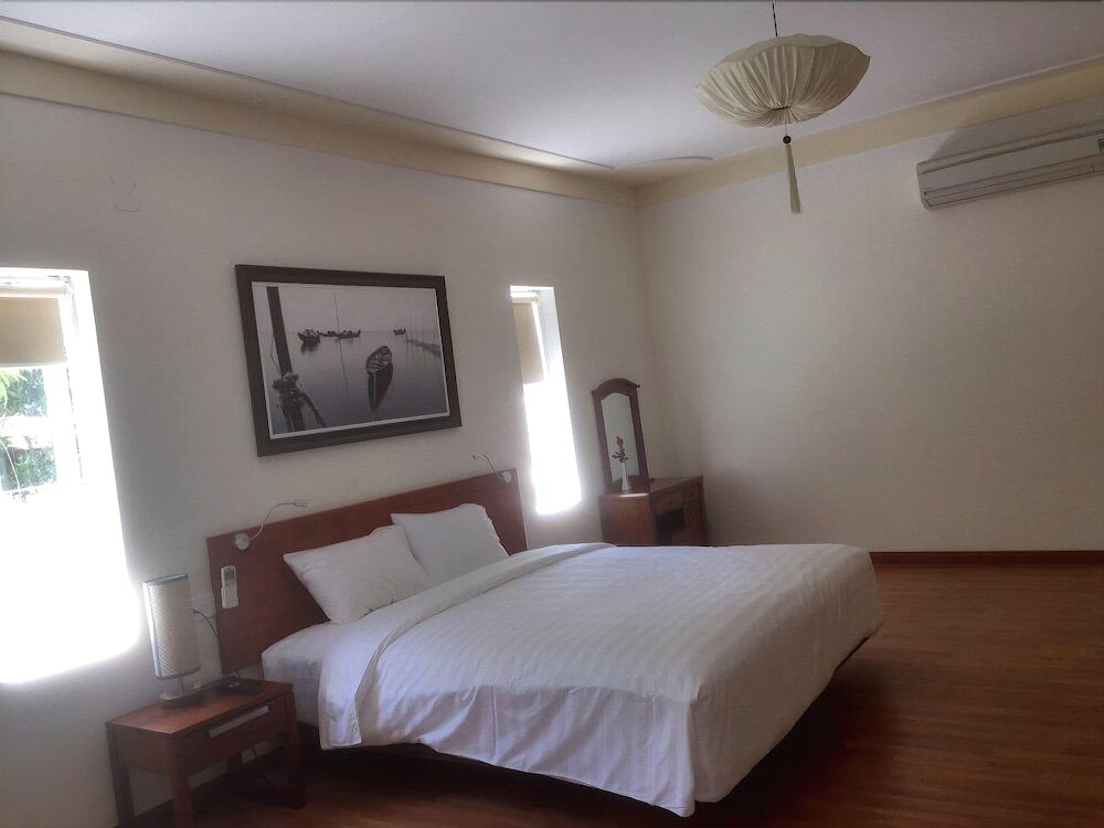Хойан: Quoc Vuong King Villa