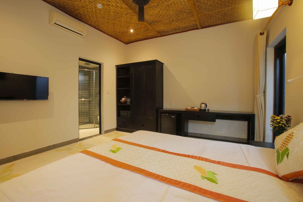 Хойан: Hoi An Corn Riverside Villa