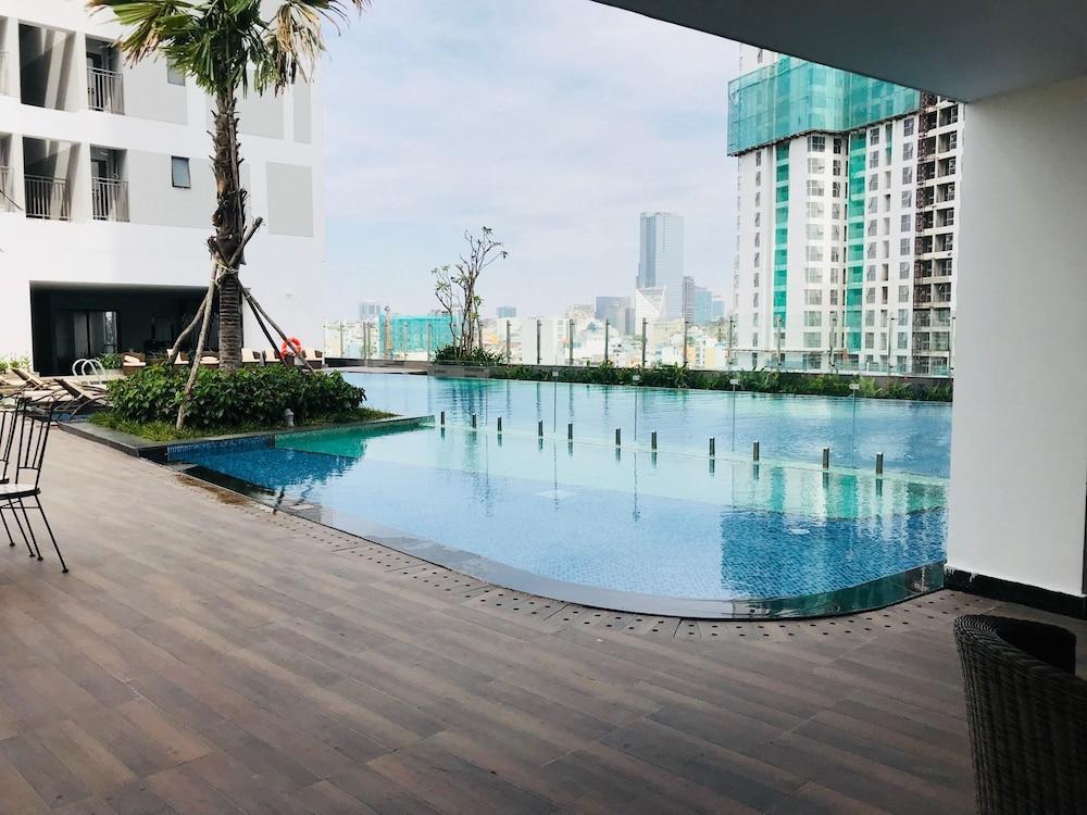 Хошимин: Henry Studio Luxury 2BR SWPool 17th