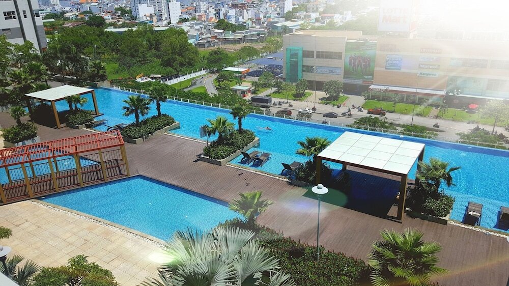 Хошимин: Sunrise City 2BR Luxury SWPool 30th
