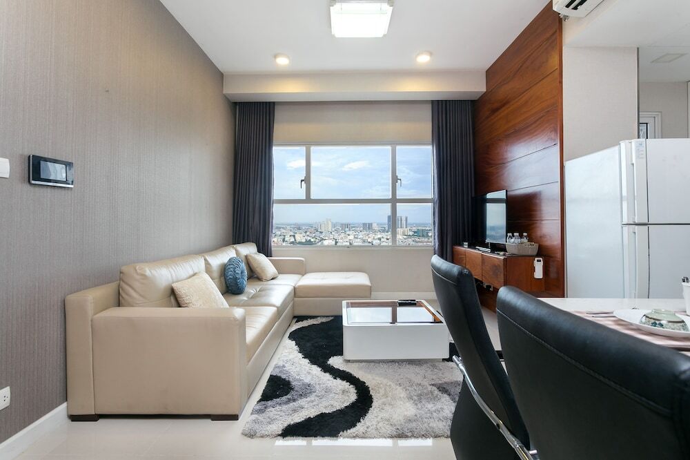 Хошимин: Sunrise City 2BR Luxury SWPool 30th