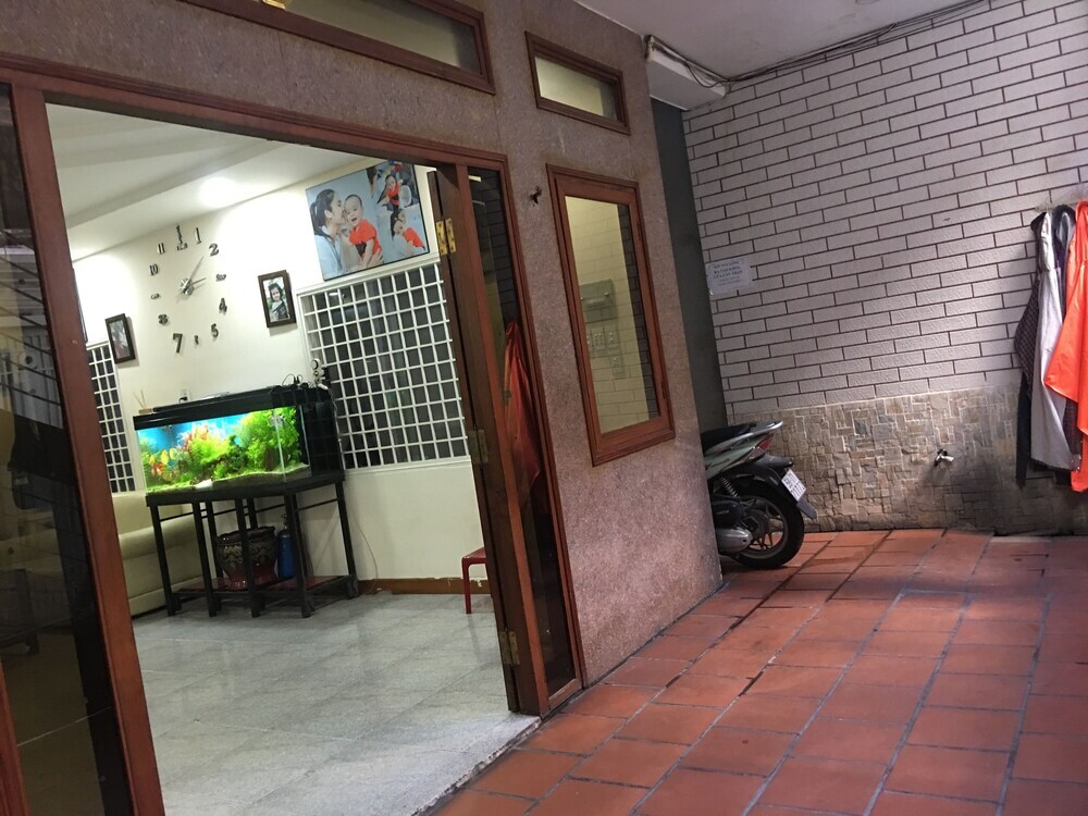 Хошимин: The Lucky House