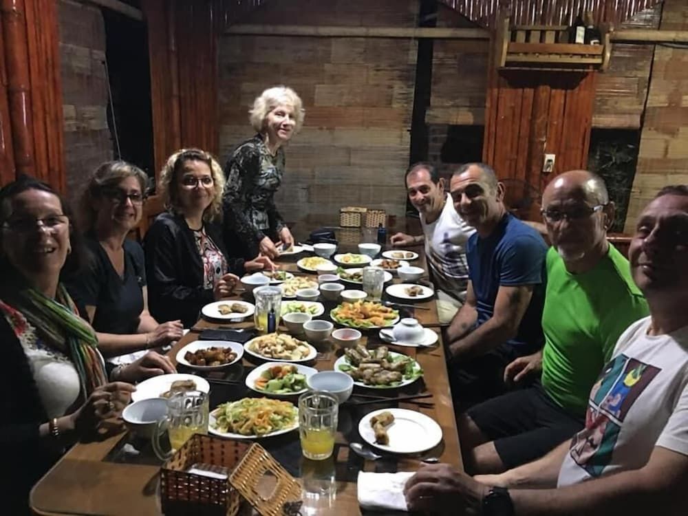 Зявьен: Van Long Family Homestay