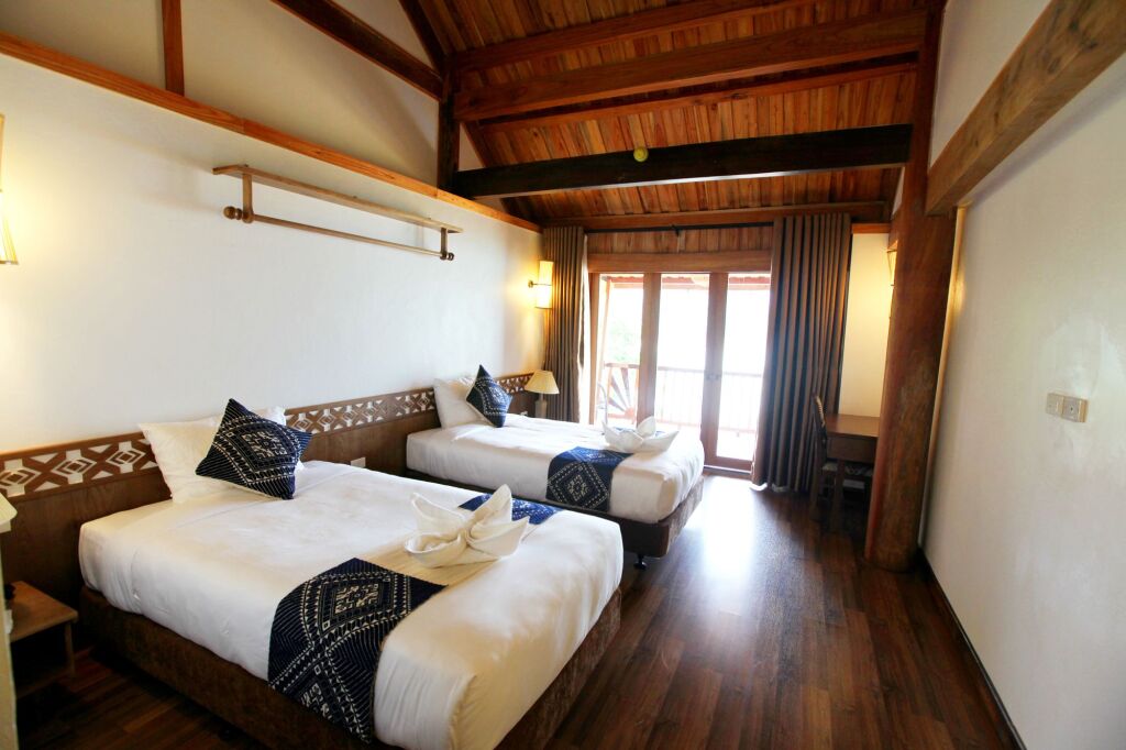Маи-Чау: Mai Chau Hideaway Lake Resort