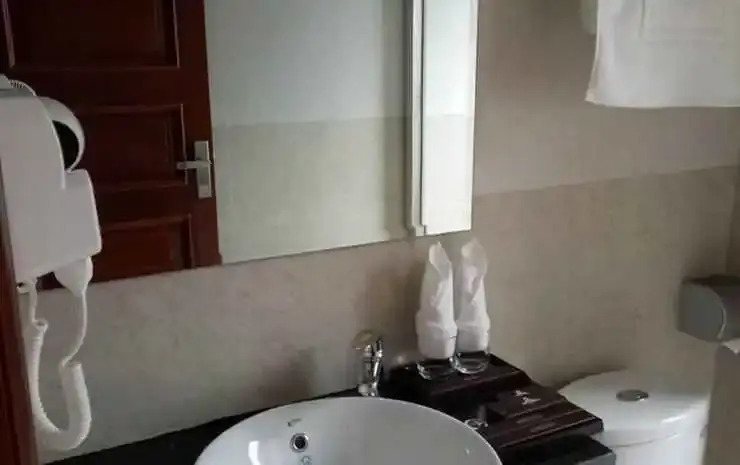 Халонг: Hoang Phu Gia Hotel