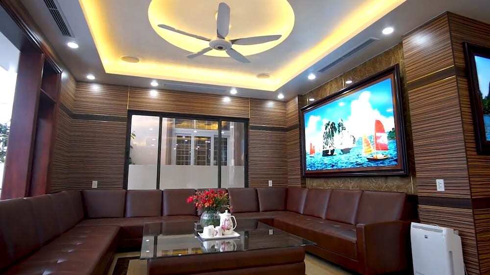 Халонг: Hoang Phu Gia Hotel