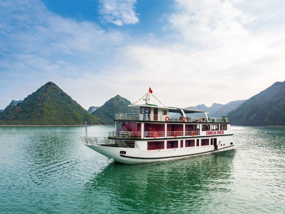 Халонг: Harmony Boutique Cruises