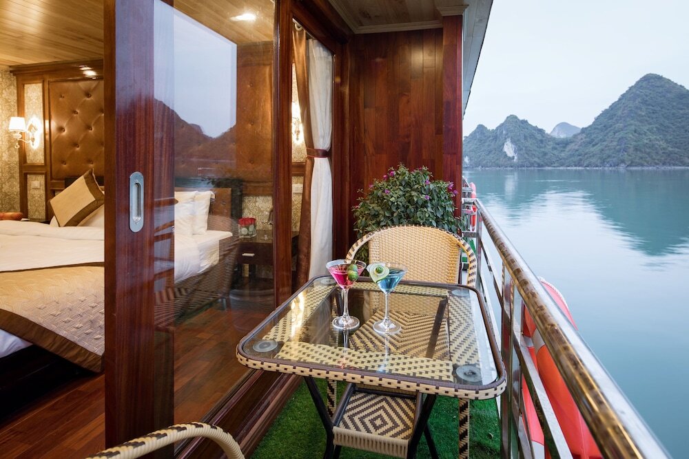 Халонг: Harmony Boutique Cruises