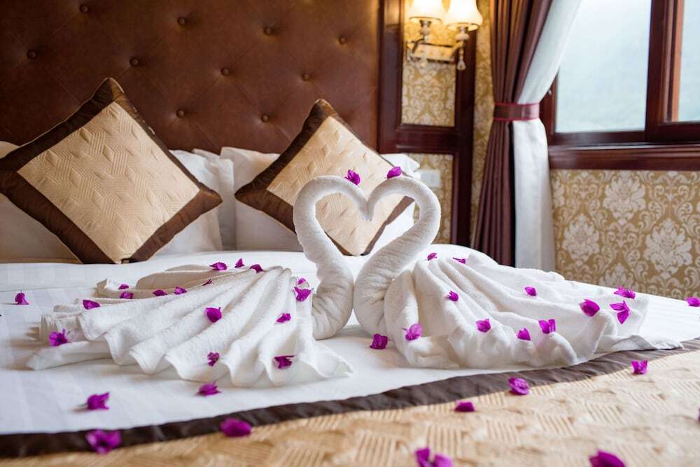 Халонг: Harmony Boutique Cruises