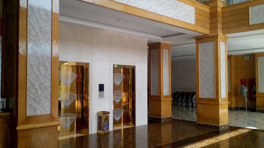 Винь: Sonnet Cua Lo Hotel