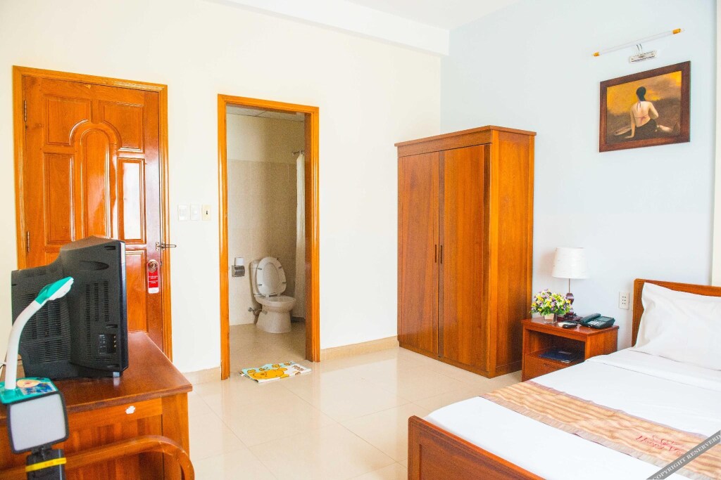 Контум: Hoang Van Hotel