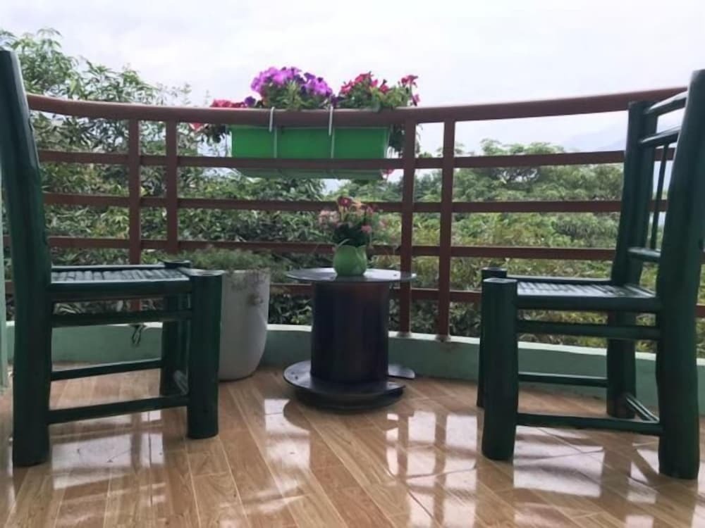Маи-Чау: Mai Chau Mountains - Hostel