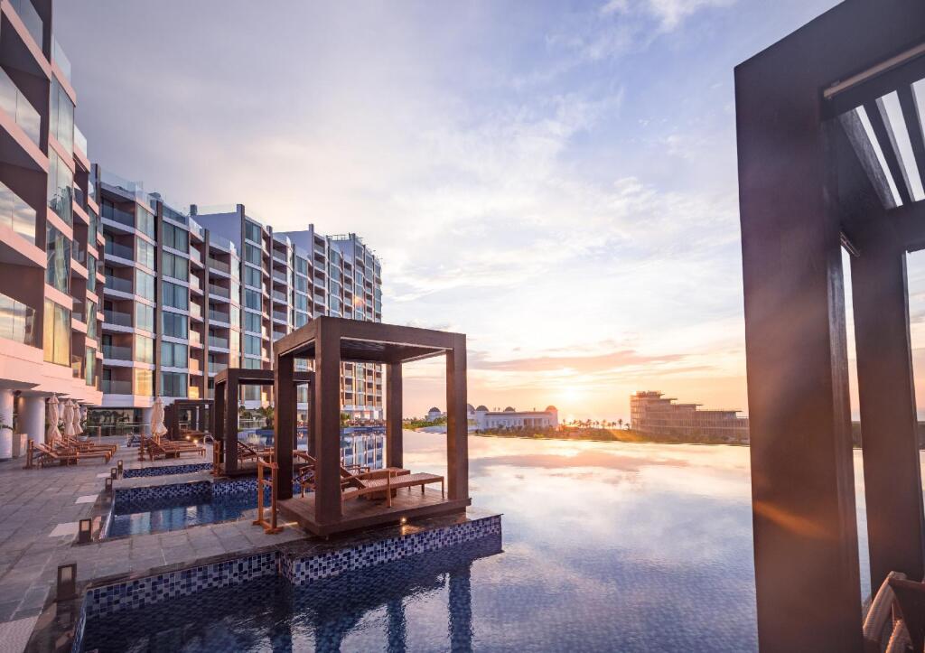 Шамшон: FLC Grand Hotel Samson