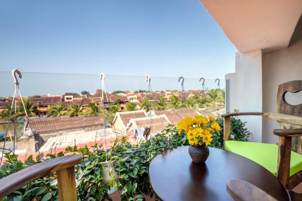 Хойан: La An Old Town Hotel