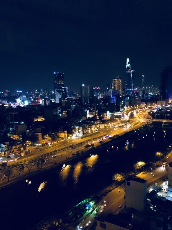 Хошимин: Refined Saigon - Rivergate Apartment