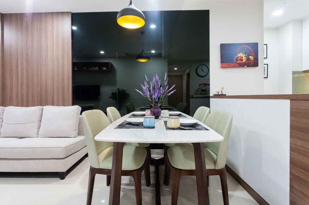 Хошимин: Refined Saigon - Rivergate Apartment