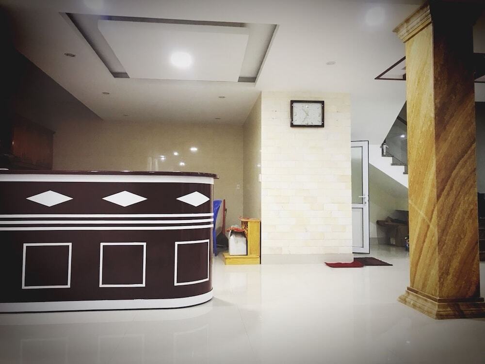 Халонг: Sky Halong Hotel