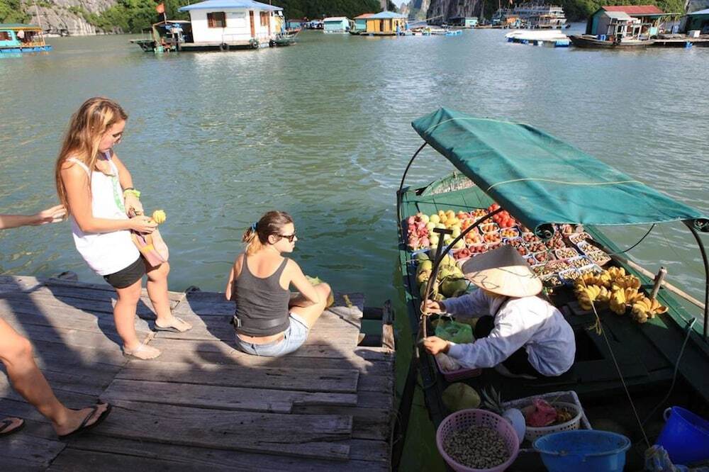 Халонг: Halong Bay Hai Au Cruise