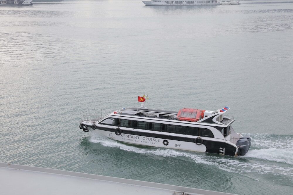 Халонг: President Cruises