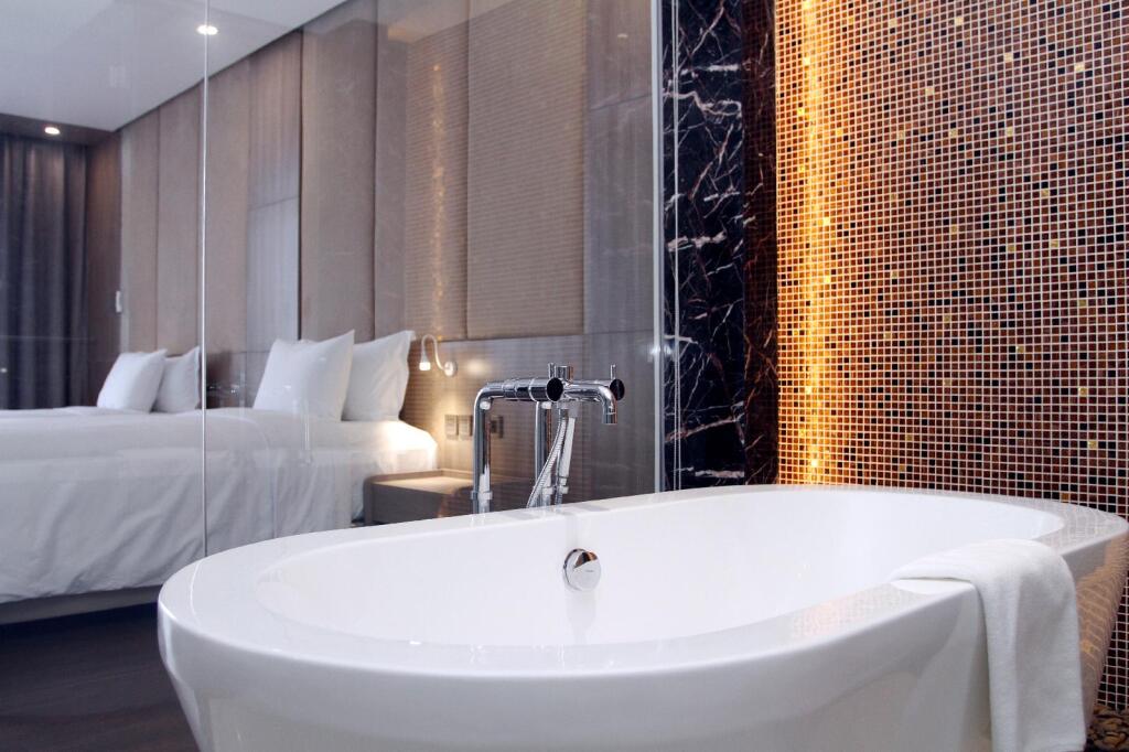 Биен-Хоа: The Mira Central Park Hotel
