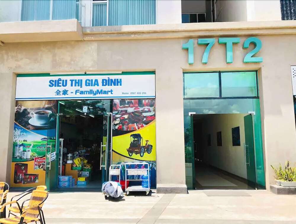 Халонг: DTJ Hometel Ha Long