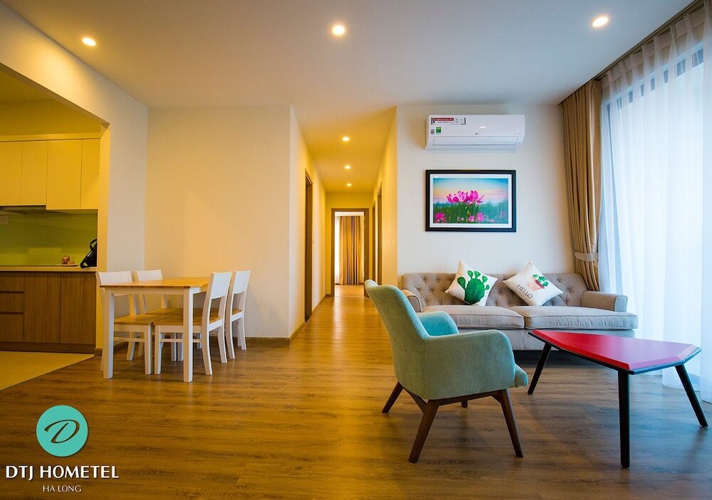 Халонг: DTJ Hometel Ha Long