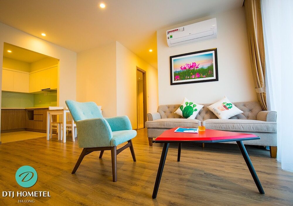 Халонг: DTJ Hometel Ha Long
