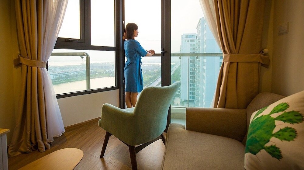 Халонг: DTJ Hometel Ha Long