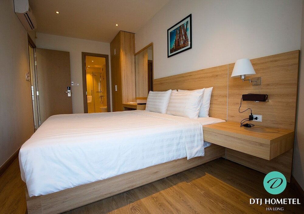 Халонг: DTJ Hometel Ha Long