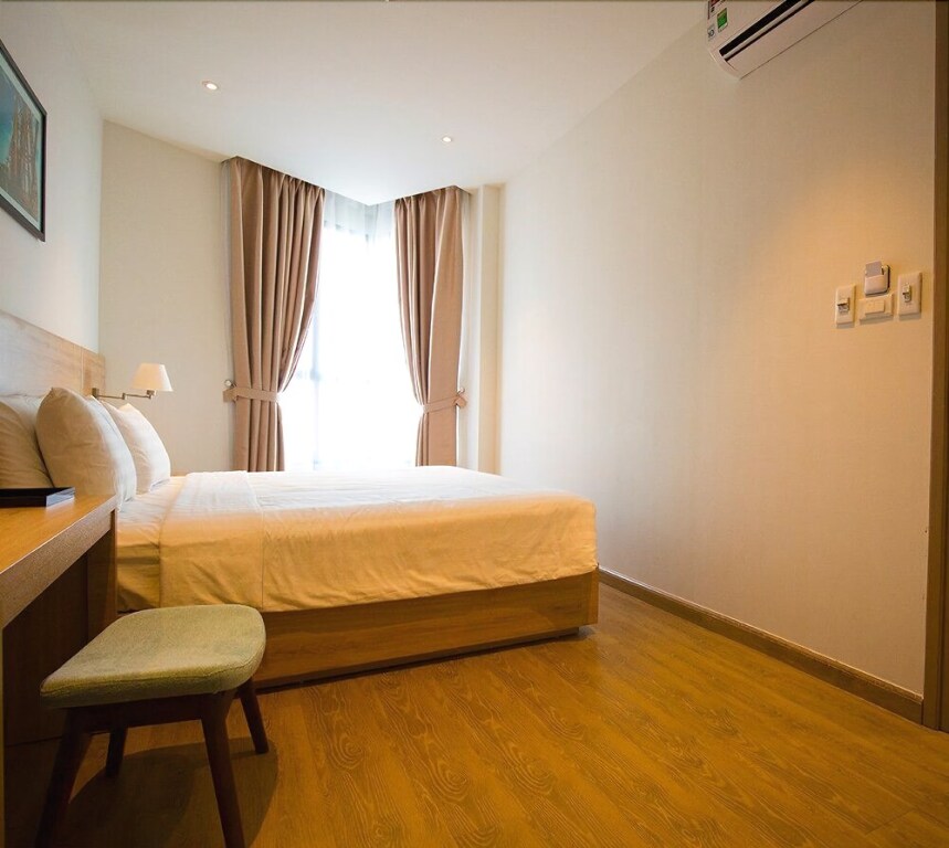 Халонг: DTJ Hometel Ha Long