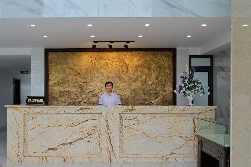 Халонг: OYO 597 Chieu Duong Hotel