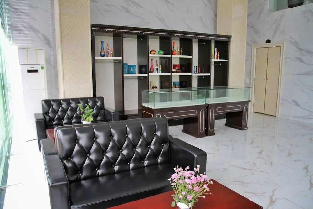 Халонг: OYO 597 Chieu Duong Hotel