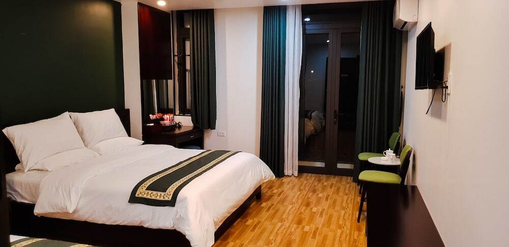 Лаокай: Khang Nhiên Hotel
