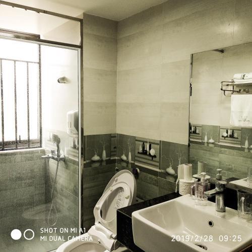 Лаокай: Khang Nhiên Hotel
