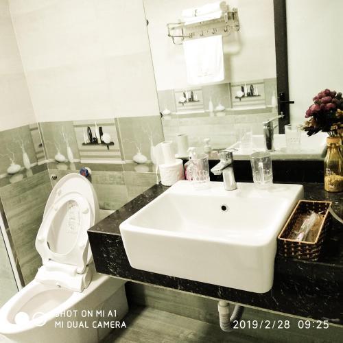 Лаокай: Khang Nhiên Hotel