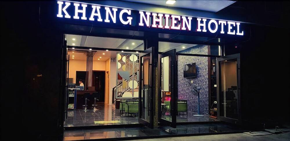 Лаокай: Khang Nhiên Hotel