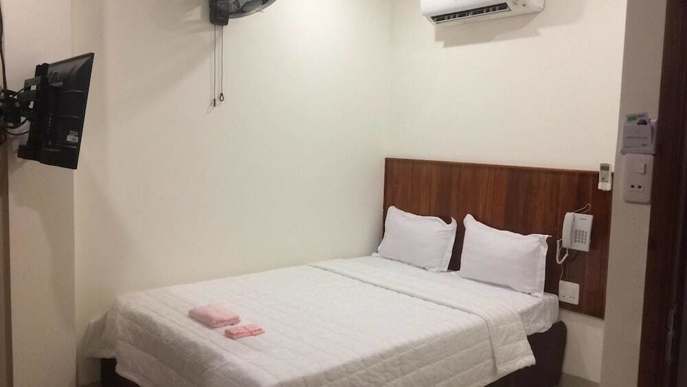 Куинён: Hotel Hong Thinh