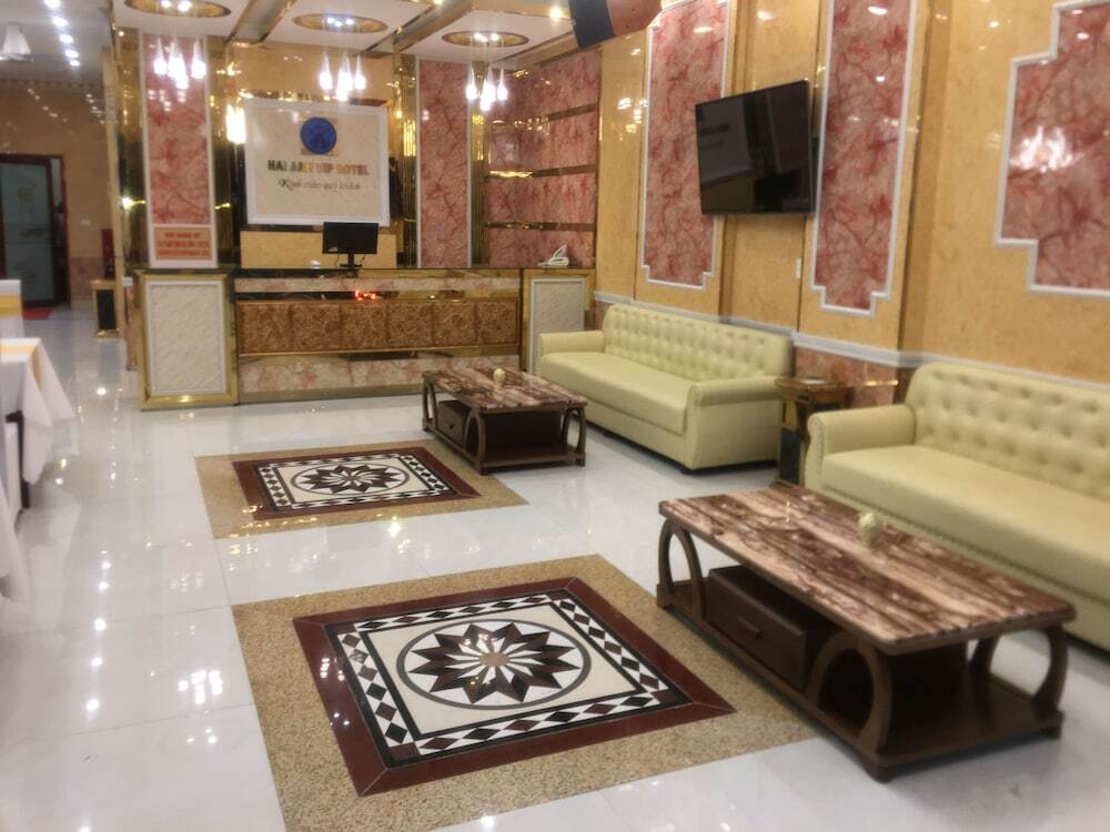 Халонг: Oyo 1120 Hai Anh Vip Hotel