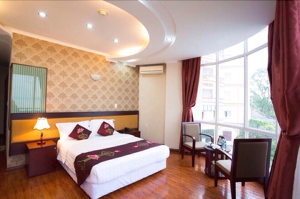 Халонг: Oyo 1120 Hai Anh Vip Hotel