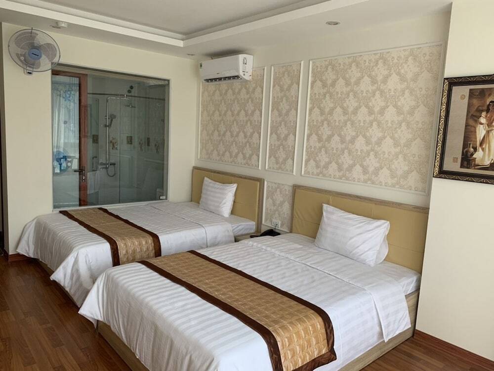 Халонг: Oyo 1120 Hai Anh Vip Hotel