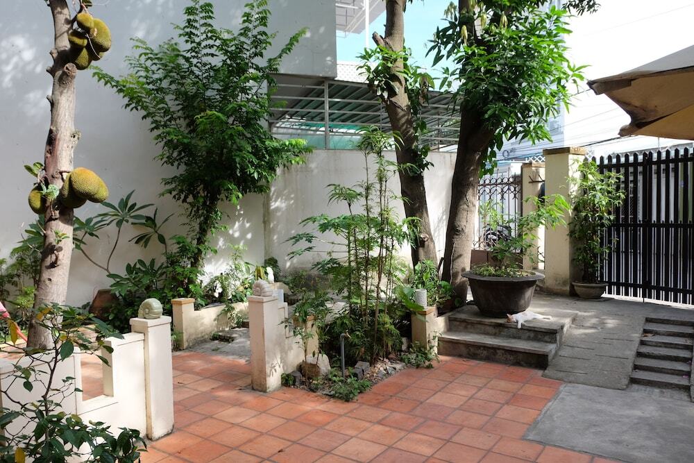Нячанг: Moon House Nha Trang