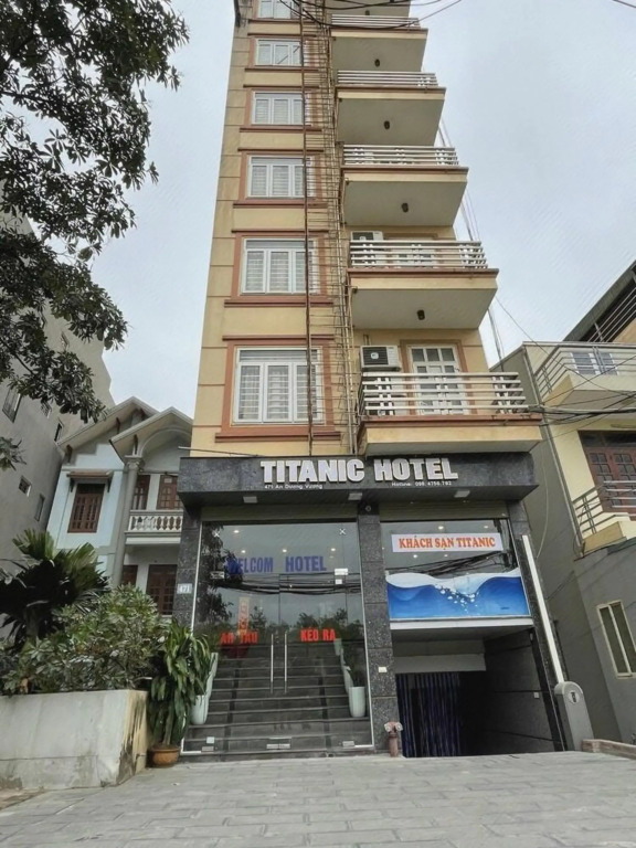 Ханой: Titanic Hotel
