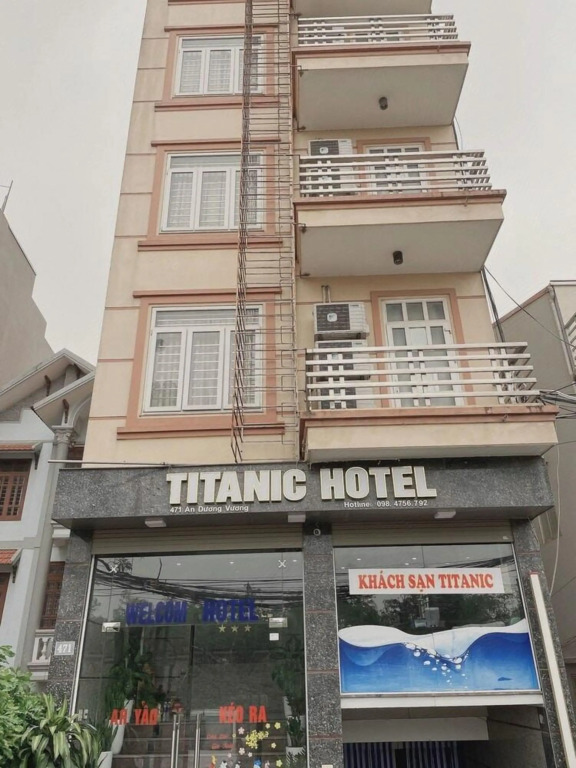 Ханой: Titanic Hotel