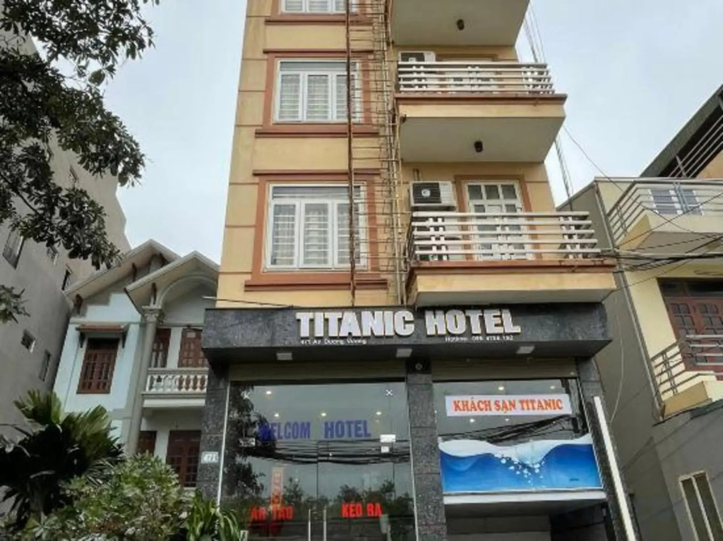 Ханой: Titanic Hotel
