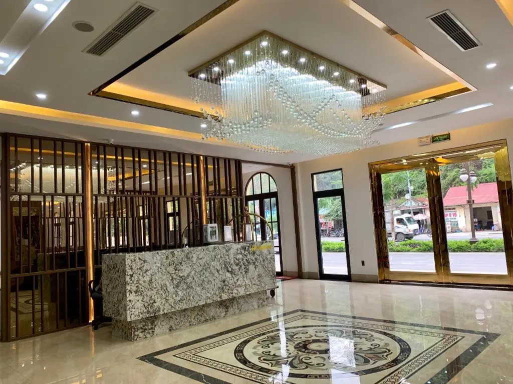 Халонг: Hotel Emma