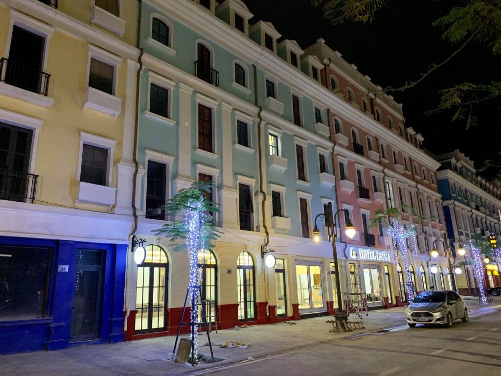Халонг: Hotel Emma
