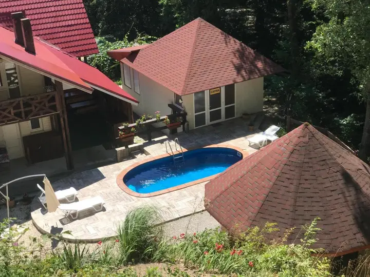 Красная Поляна: Мини-отель ECO-Hause Kastana
