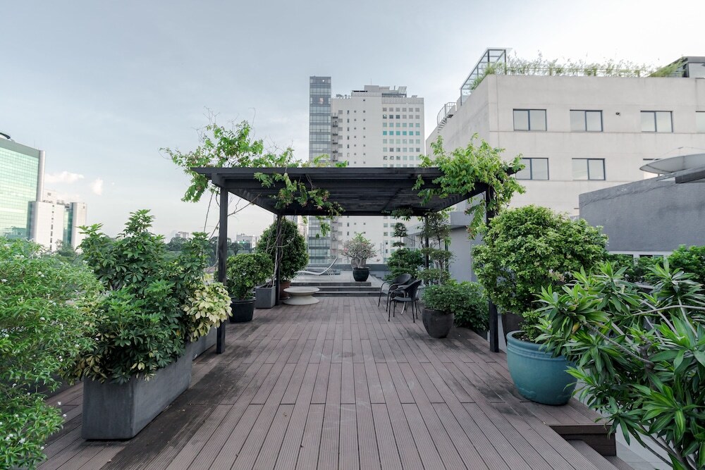 Хошимин: Blue Arch Suites - The Notre Dame Saigon