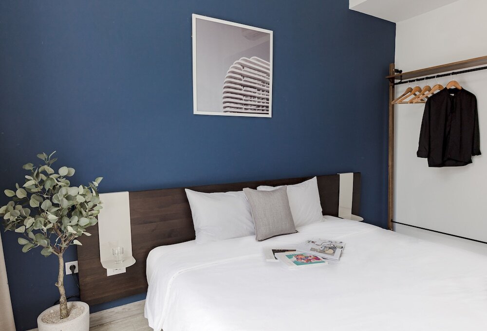Blue Arch Suites - The Notre Dame Saigon — фото 5